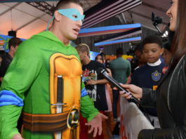 🎬🐢 John Cena's "Teenage Mutant Ninja Turtles: Mutant Mayhem" scores six Annie Award nominations! A big win for the wrestling superstar turned Hollywood actor. #JohnCena #TMNTMovie 🌟🏆